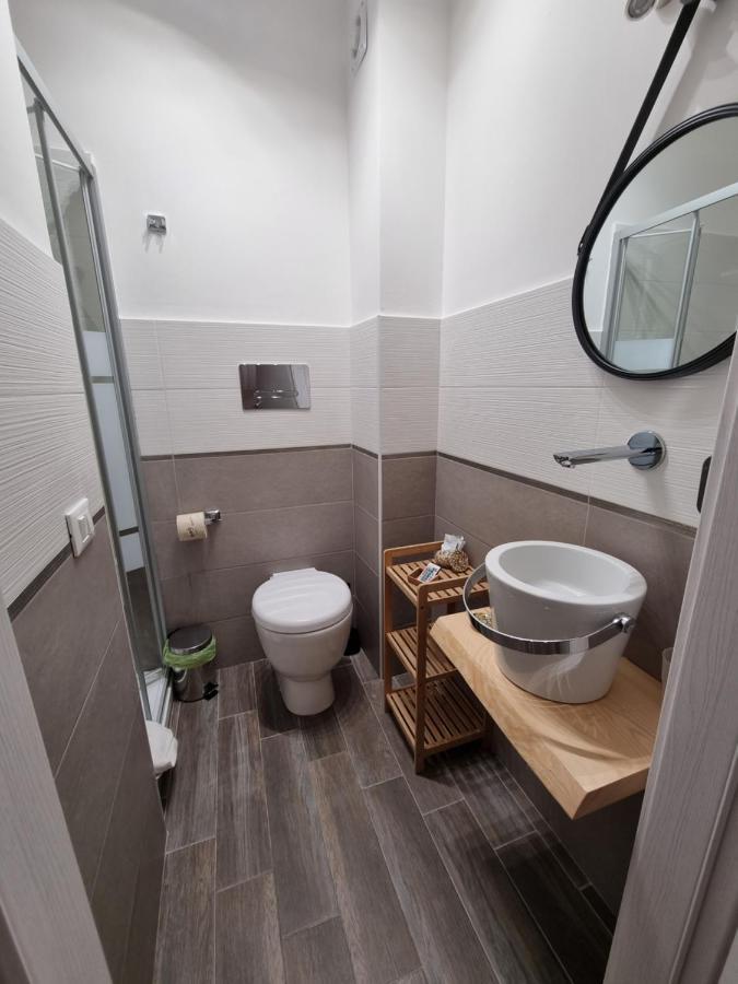 Affittacamere Residenza Tarzanà *