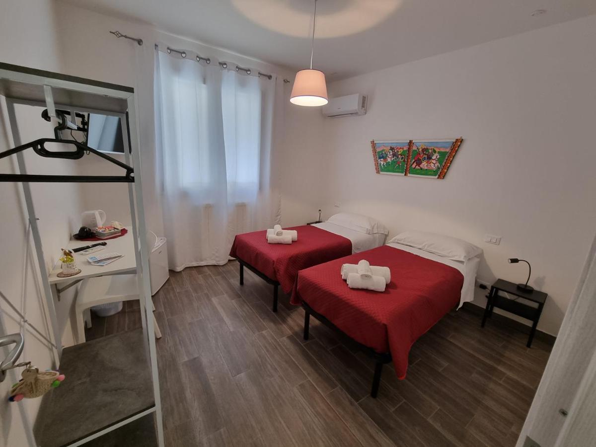 Residenza Tarzanà Affittacamere *